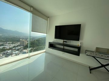 DEPARTAMENTO TIPO PENTHOUSE EN VENTA EN TORRE DE BALCONES DE SATELITE EN ZONA SUR EN MONTERREY.