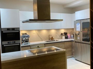 Minglanilla Highlands Fully Furnished House For Sale with lap pool