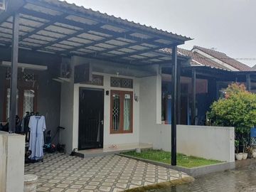 Rumah Cluster Area Pancoran Mas Dekat Pintu Tol Sawangan