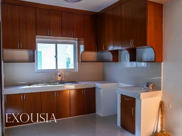 NEWLY CONSTRUCTED 4 BEDROOM UNIT LOCATED JUST A FEW MINUTES DRIVE FROM TANAUAN STAR TOLLWAY EXIT