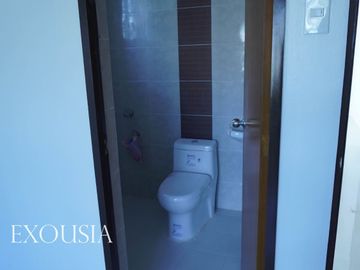 NEWLY CONSTRUCTED 4 BEDROOM UNIT LOCATED JUST A FEW MINUTES DRIVE FROM TANAUAN STAR TOLLWAY EXIT