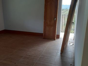 VENDO FINCA AGRÍCOLA, PARA GANADO O CERDOS EN SANTUARIO ANTIOQUIA.