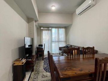 FOR SALE: 2 Bedroom Unit in Uptown Parksuites, BGC, Taguig