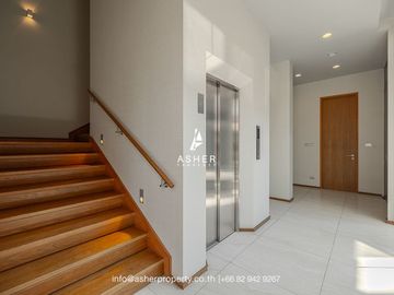 5 Bedrooms | 7 Bathrooms | The house surrounds a garden and private swimming pool.