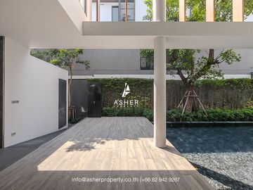 5 Bedrooms | 7 Bathrooms | The house surrounds a garden and private swimming pool.