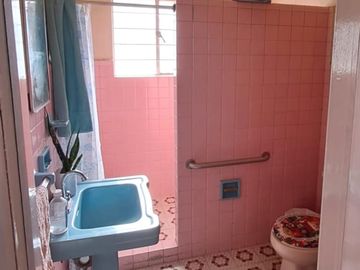Venta de excepcional casa en Clavería
