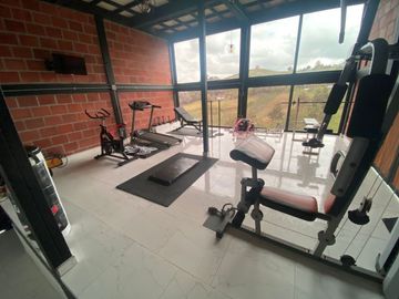 MARINILLA ANTIOQUIA - SECTOR EL SOCORRO - FINCA EN VENTA (2 CASAS)