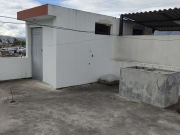 Vendo casa nueva en Ibarra 127m2, Parroquia San Francisco