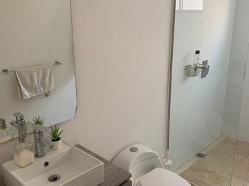 Apartamento de 2 cuartos en Alto Prado en venta.