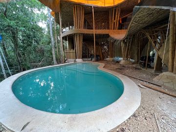 VILLAS DISRUPTIVAS de 1-5 habitaciones on-demand sobre Av. Coba en Tulum