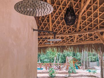 VILLAS DISRUPTIVAS de 1-5 habitaciones on-demand sobre Av. Coba en Tulum