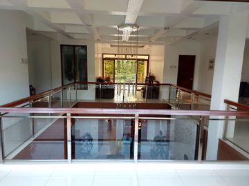 Rush‼️ Beautiful 6-Bedroom House and Lot For Sale in Antipolo City