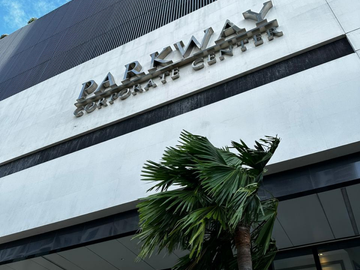 Parkways Corporate Center 55sqm floor Area Office Space Unit in 26th Floor, For Sale