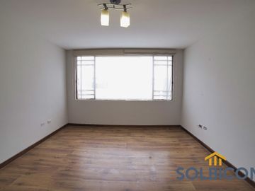 Casa a la venta en Cuenca Misicata de 4 habitaciones