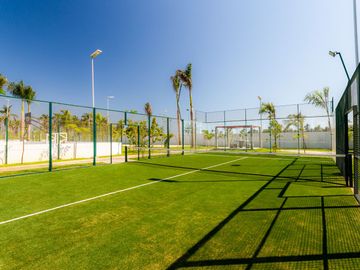 Venta de departamento junto a la playa con 3 habitaciones y club de playa