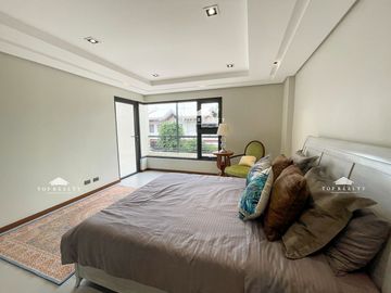 Marian Lakeview Park 4 Bedroom Brand New Townhouse/House and Lot for Sale in Taguig City Arca South Near BGC, Makati, C-5 Road