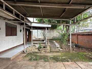RUMAH at Jl. DARMAWANGSA, KEBAYORAN BARU, JAKSEL