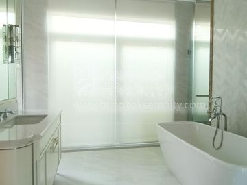 Nantawan Bangna km.7 for Sale