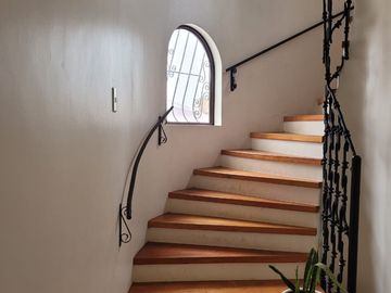 Casa en venta 6D5B Sector El Santuario de Peñuelas www.dlpropiedade----
