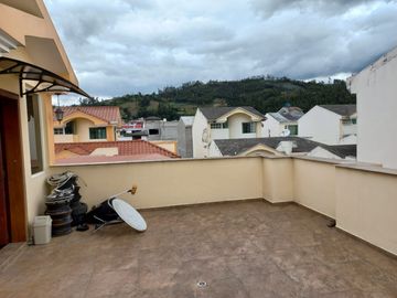 Casa de venta en Otavalo, Imbabura, Conjunto Privado Milenium