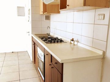 Oferta/Rebajado! Departamento 2 Dormitorios/1 Baño, Avenida Ossa, La Cisterna
