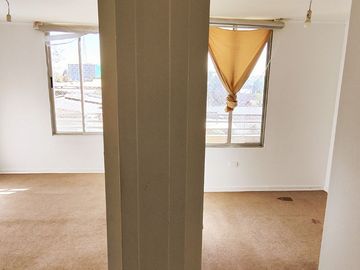 Oferta/Rebajado! Departamento 2 Dormitorios/1 Baño, Avenida Ossa, La Cisterna