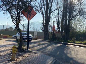 TERRENO CON CASA COSTADO NUEVA ESTACIÓN METRO TREN TALAGANTE