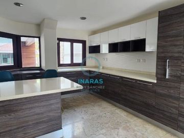 CASA EN VENTA EN CIUDAD DEL CARMEN, CAMPECHE.