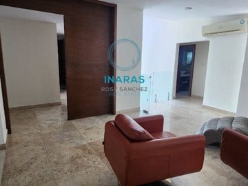 CASA EN VENTA EN CIUDAD DEL CARMEN, CAMPECHE.