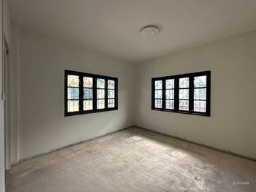 For Sale Newly Renovated Detached house in Prime Location near MRT Srinuch.