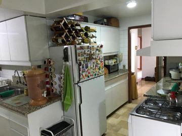 Venta departamento 3 dormitorios sector Bosmediano, cerca al Parque de la Carolina