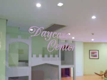 Studio unit condo for sale in Mckinley Taguig ready for occupancy and rent to own