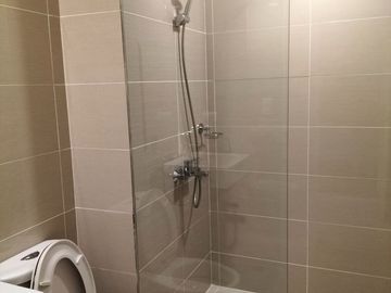 Studio unit condo for sale in Mckinley Taguig ready for occupancy and rent to own