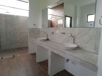 VENTA DE CASA EN LA URBANIZACIÓN PRIVADA RANCHO SAN MIGUEL