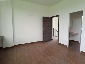 VENTA DE CASA EN LA URBANIZACIÓN PRIVADA RANCHO SAN MIGUEL
