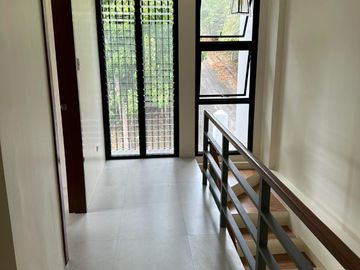 ELEGANT AND LUXURIOUS HOUSE IN CONSOLACION, CEBU