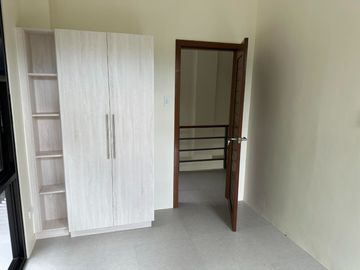 ELEGANT AND LUXURIOUS HOUSE IN CONSOLACION, CEBU