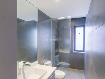 6BR House For Sale in Ayala Heights (near Vista Real Classica, Corinthian Gardens, White Plains, Tierra Pura, Xavierville Village, Tivoli Royale Subdi