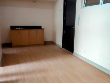 2bedroom condo in manila peninsula garden near sm manila santa ana manila