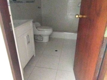 VENDO CASA 2 PISOS  + DEPARTAMENTO DUPLEX