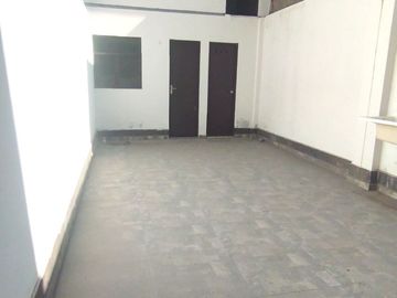VENDO CASA 2 PISOS  + DEPARTAMENTO DUPLEX