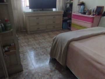 VENDO CASA 2 PISOS  + DEPARTAMENTO DUPLEX