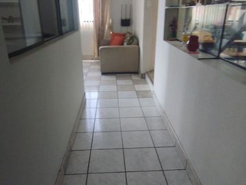 VENDO CASA 2 PISOS  + DEPARTAMENTO DUPLEX