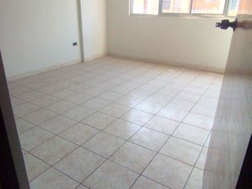 VENDO CASA 2 PISOS  + DEPARTAMENTO DUPLEX