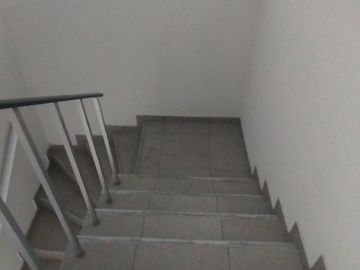 VENDO CASA 2 PISOS  + DEPARTAMENTO DUPLEX
