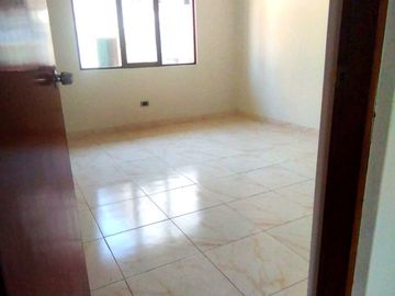 VENDO CASA 2 PISOS  + DEPARTAMENTO DUPLEX