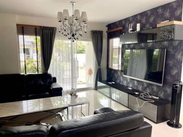 Luxurious house for sale in the Serene Lake project, Chiang Mai, Siwalee village of the Lank & House project
