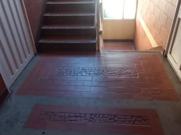APARTAMENTO CONJUNTO RESIDENCIAL ATLANTA  ESQUINERO CUARTO PISO .