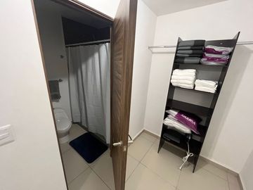 CASA EN VENTA PRIVADA BOSQUES DE SANTA RITA POZOS