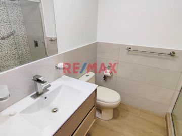 Venta De Hermoso Departamento Primer Piso Surco